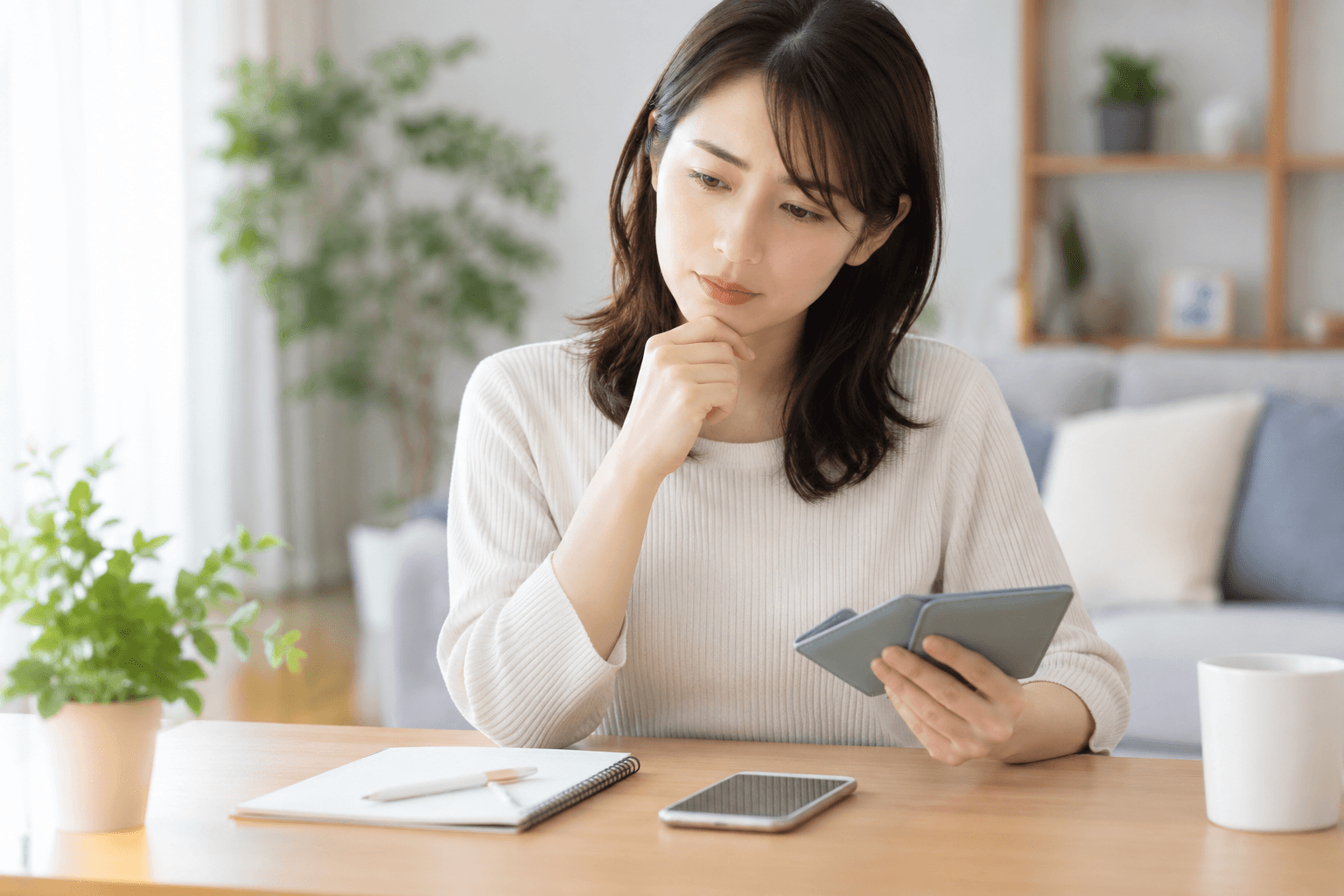 歯が欠けたときの治療費の目安のイメージ
